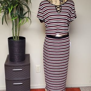 Crop Shirt w/Long Matching Skirt